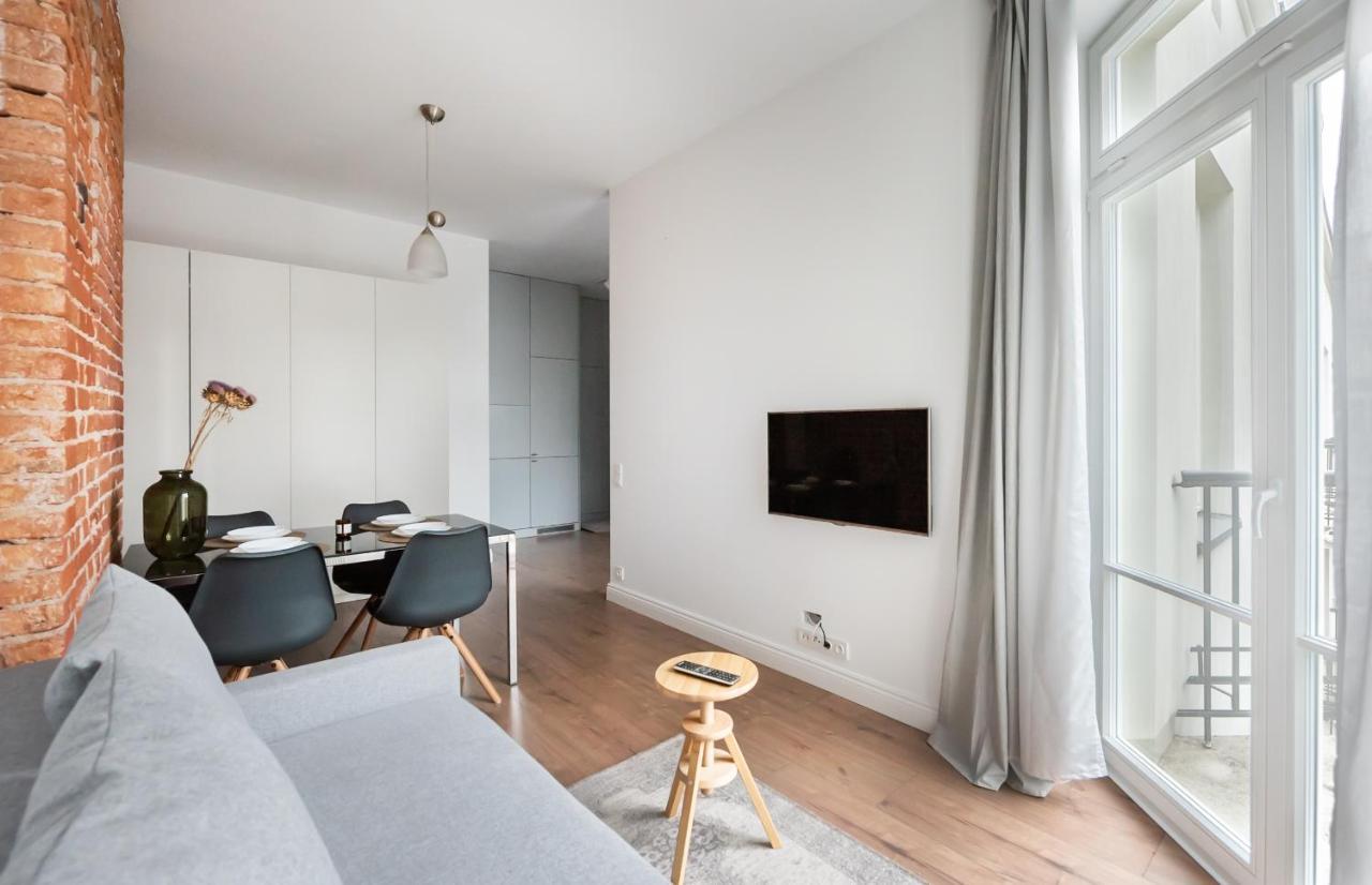 East Warsaw Modern Apartment ภายนอก รูปภาพ