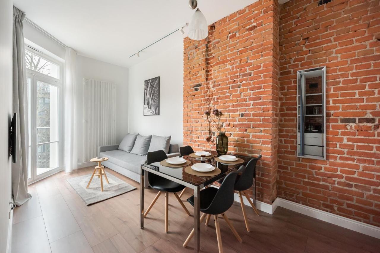 East Warsaw Modern Apartment ภายนอก รูปภาพ